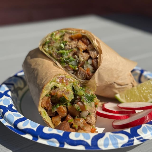 Burrito Suadero.